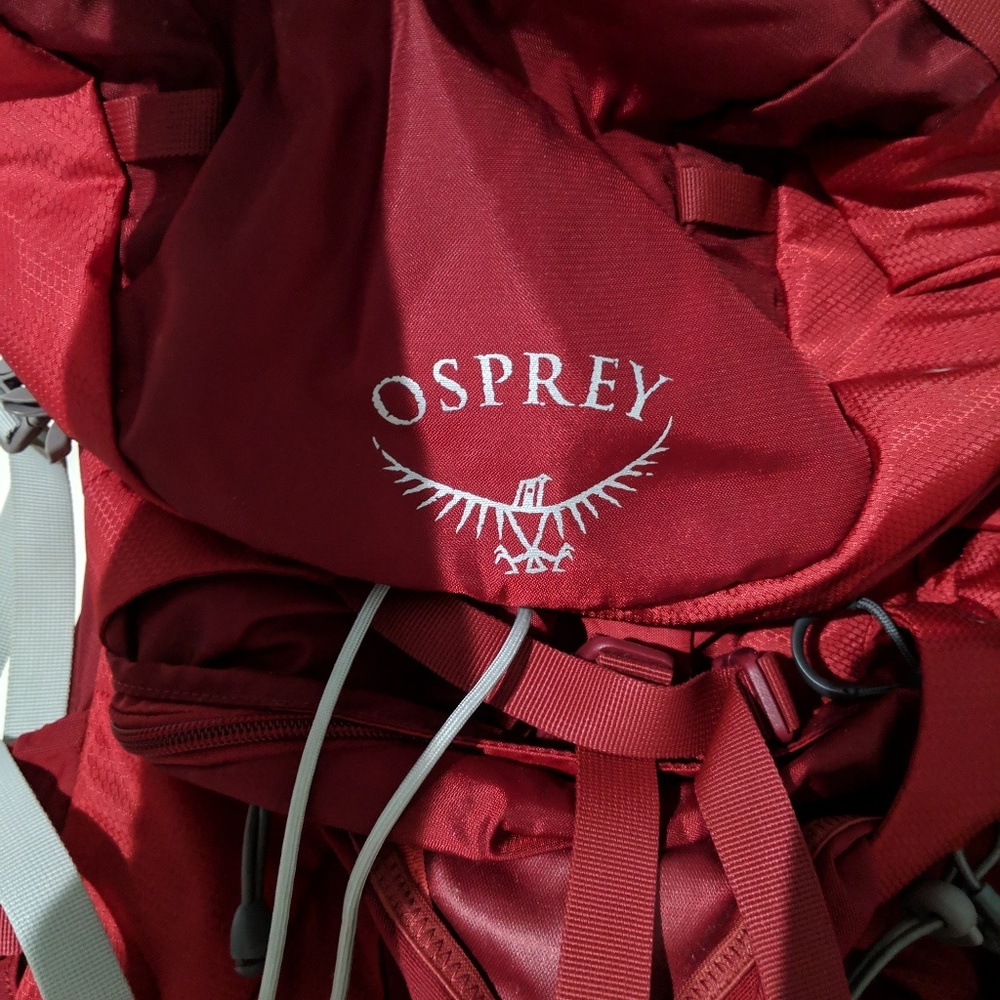 Picante Red Osprey Ariel AG 75 Backpack